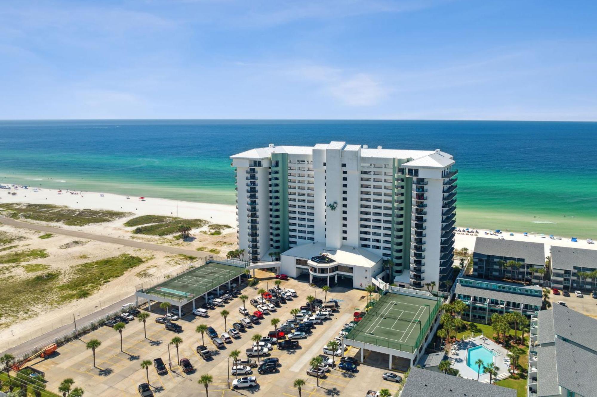 Watercrest Waves! Beachfront 2br/2ba Condo, Sleeps 8, Stunning Gulf Views! Holiday home Panama City Beach