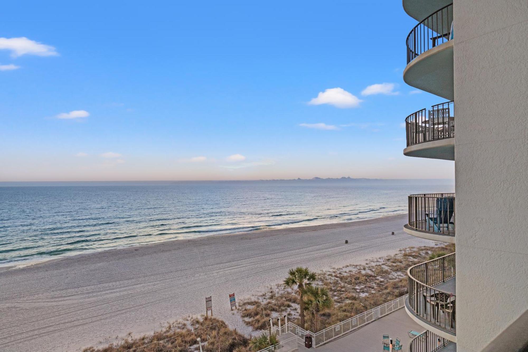 Watercrest Waves! Beachfront 2br/2ba Condo, Sleeps 8, Stunning Gulf Views!