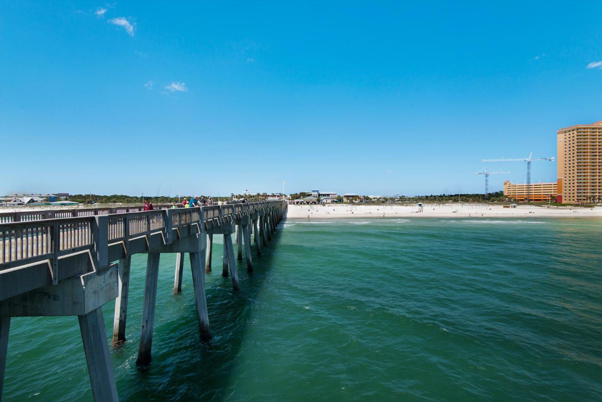 Watercrest Waves! Beachfront 2br/2ba Condo, Sleeps 8, Stunning Gulf Views! Holiday home Panama City Beach